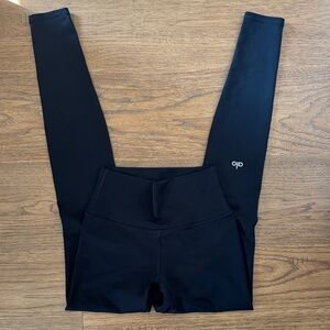 NWOT ALO Yoga Black Leggings XS